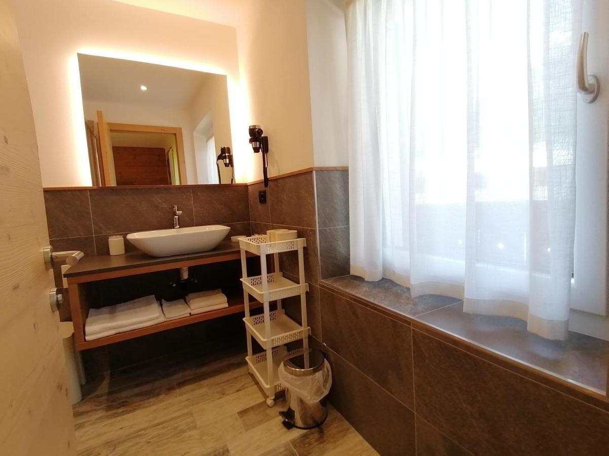 Hotel L'Ideale モエナ エクステリア 写真