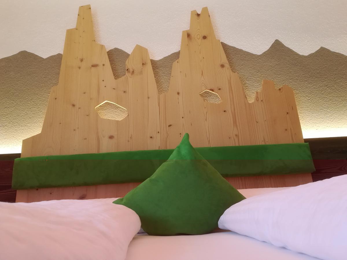 Hotel L'Ideale モエナ エクステリア 写真